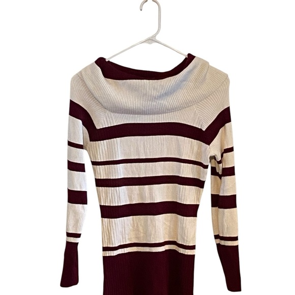 bintage 90s Basic Styles Striped Burgundy and Cream Women's Sweater - Picture 1 of 6